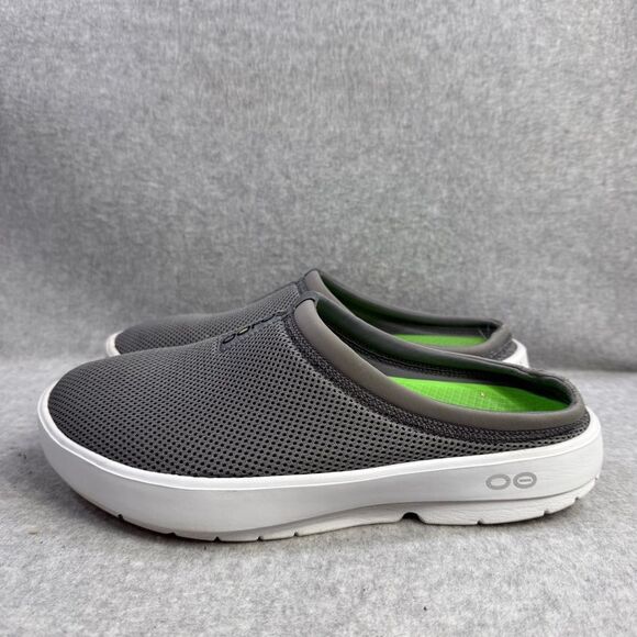 Oofos OOcoozie Mens Shoes Size 10.5 Grey & White Slip On Mules Comfort Recovery - Picture 1 of 9